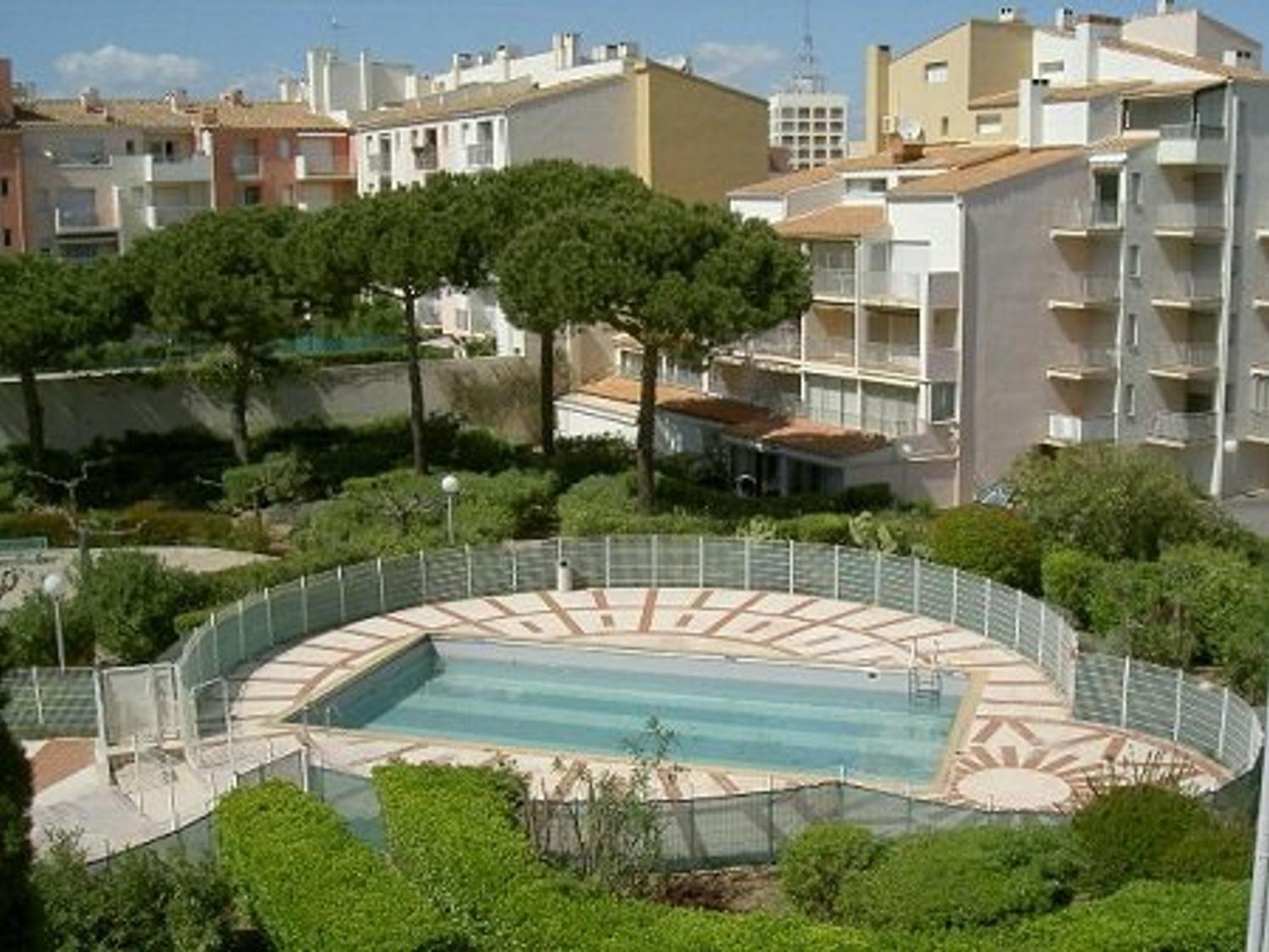 Studio Rdc Avec Piscine, A 600M De La Plage Et A Deux Pas Du Port - Cap D'Agde - Fr-1-249-369 外观 照片